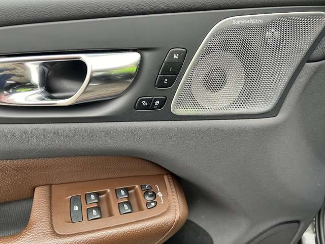 Volvo  T8 (390 PS) Plug-In Hybrid|AWD|Insc|B&W|360°|ACC