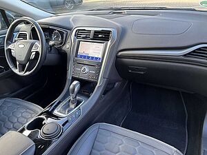 Ford  Turnier 2.0 Hybrid (140 PS) AG|Vignale|Panorama|So